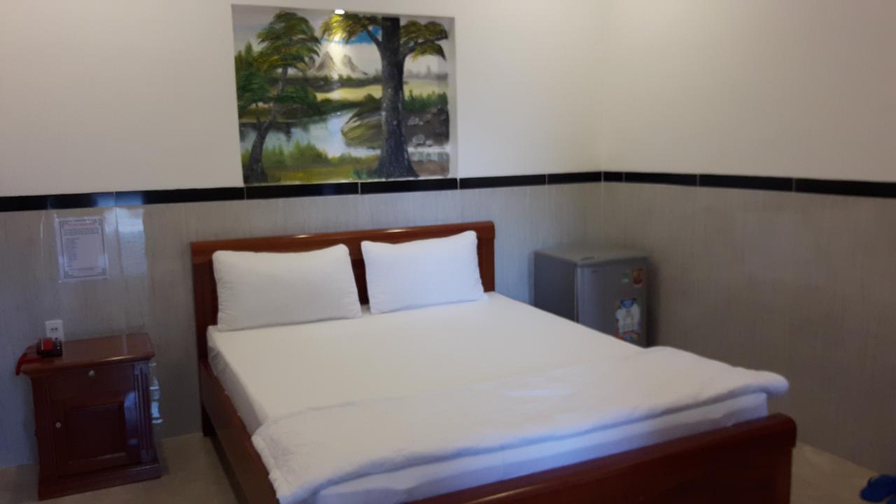 Motel Hoang Gia Long Khanh Buitenkant foto