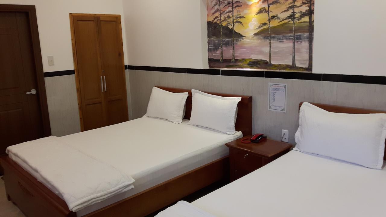 Motel Hoang Gia Long Khanh Buitenkant foto