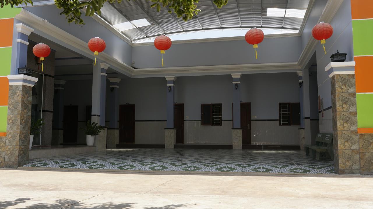 Motel Hoang Gia Long Khanh Buitenkant foto