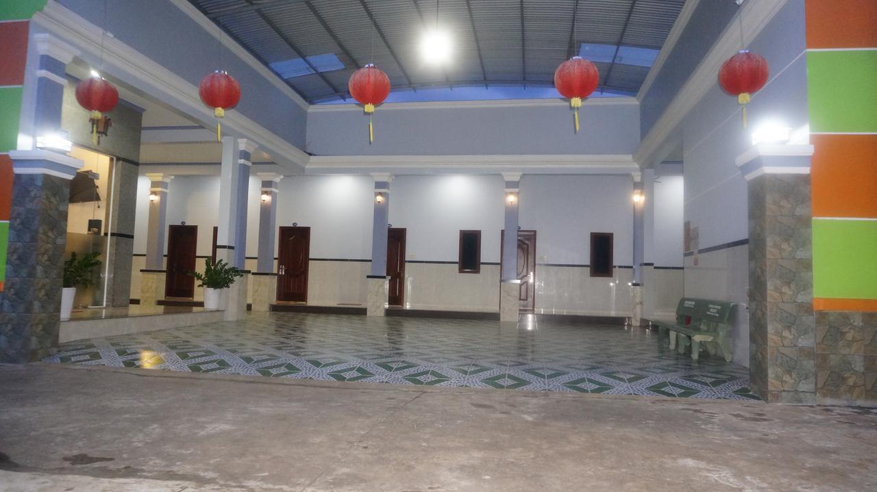 Motel Hoang Gia Long Khanh Buitenkant foto
