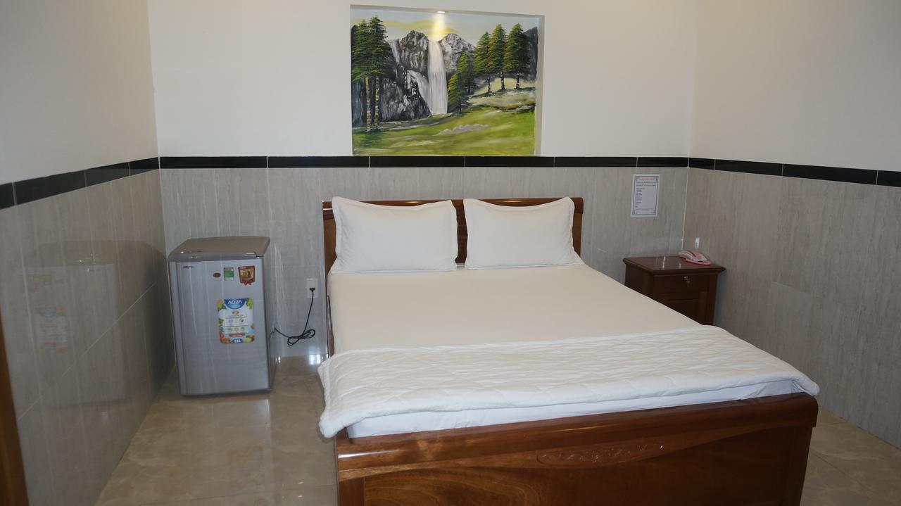 Motel Hoang Gia Long Khanh Buitenkant foto